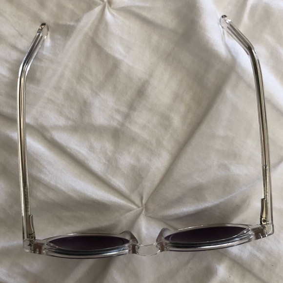 Sunglasses - Picture 3 of 8